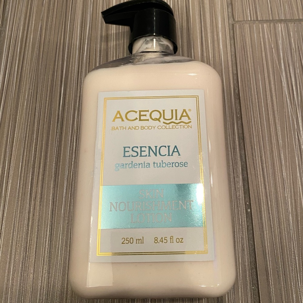 New‎ ACEQUIA Skin Nourishment Lotion ESENCIA: Gardenia & Tuberose